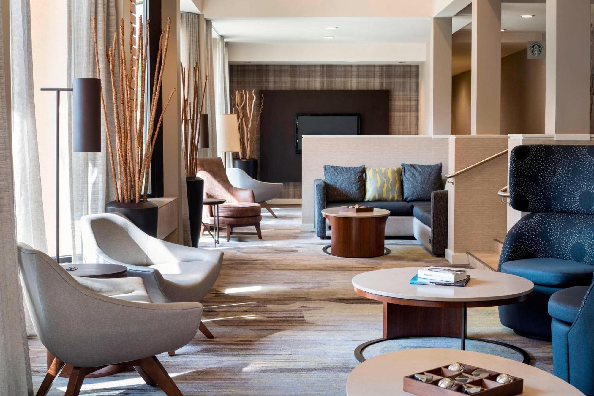 Courtyard San Jose 3*